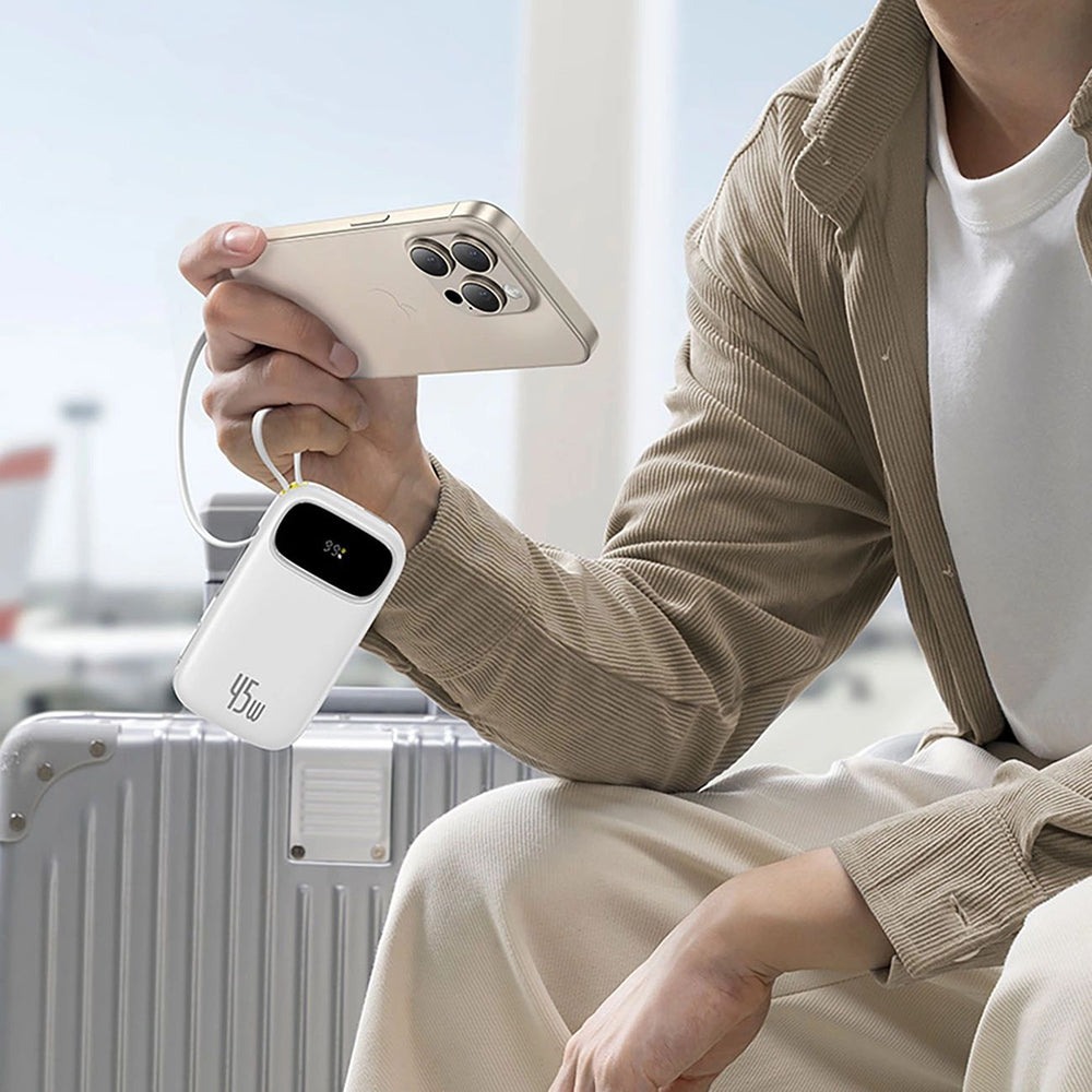 Batteria Esterna Baseus EnerFill FC31 Qpow 3, 10000mAh, 45W, QC + PD, 1 x Lightning - 1 x USB-A - 2 x USB-C, Bianca E0028C01