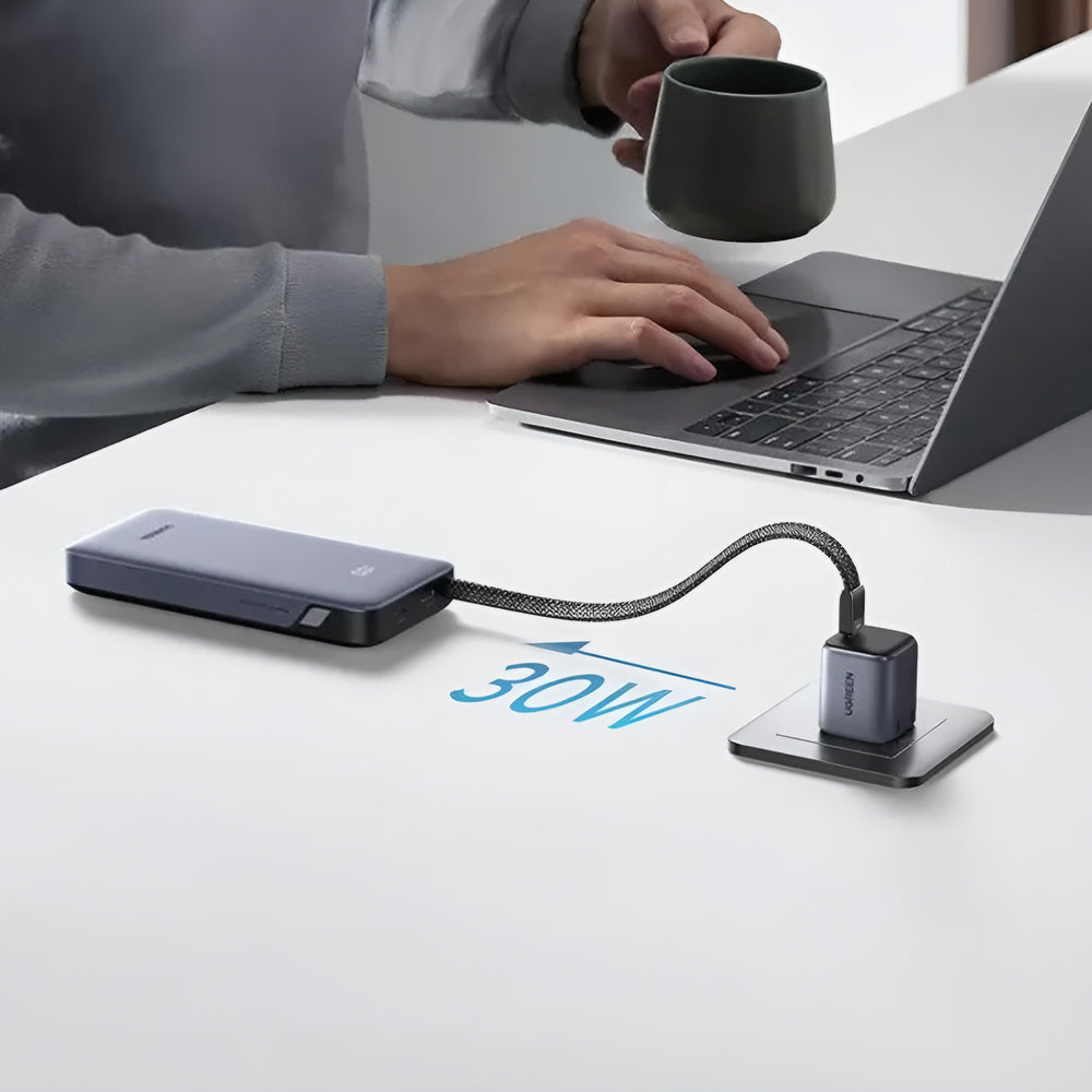 Batteria Esterna UGREEN PB528 (55985B), 20000mAh, 30W, QC + PD, 1 x USB-A - 3 x USB-C, Grigio