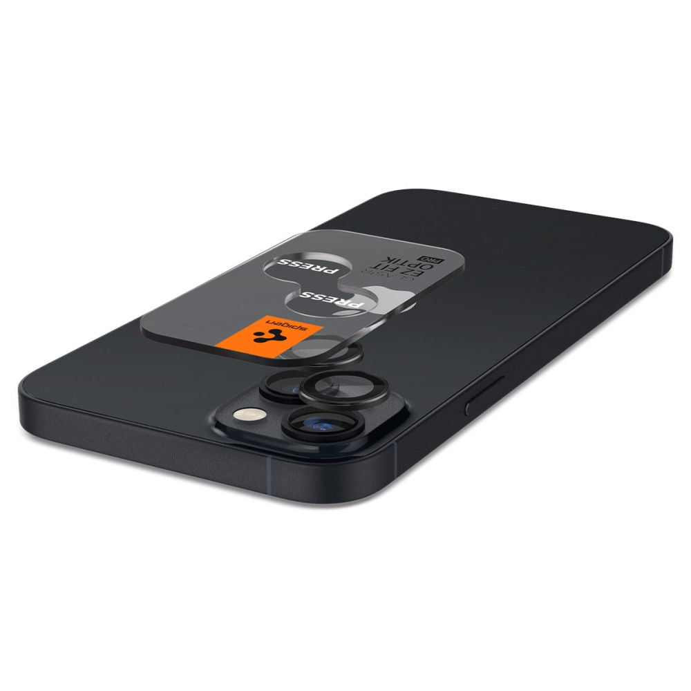 Pellicola protettiva per fotocamera posteriore Spigen GlastR EZ FIT Optik Pro per Apple iPhone 15 Plus / 15, Vetro Temperato, Set 2 pezzi, Nera AGL05213