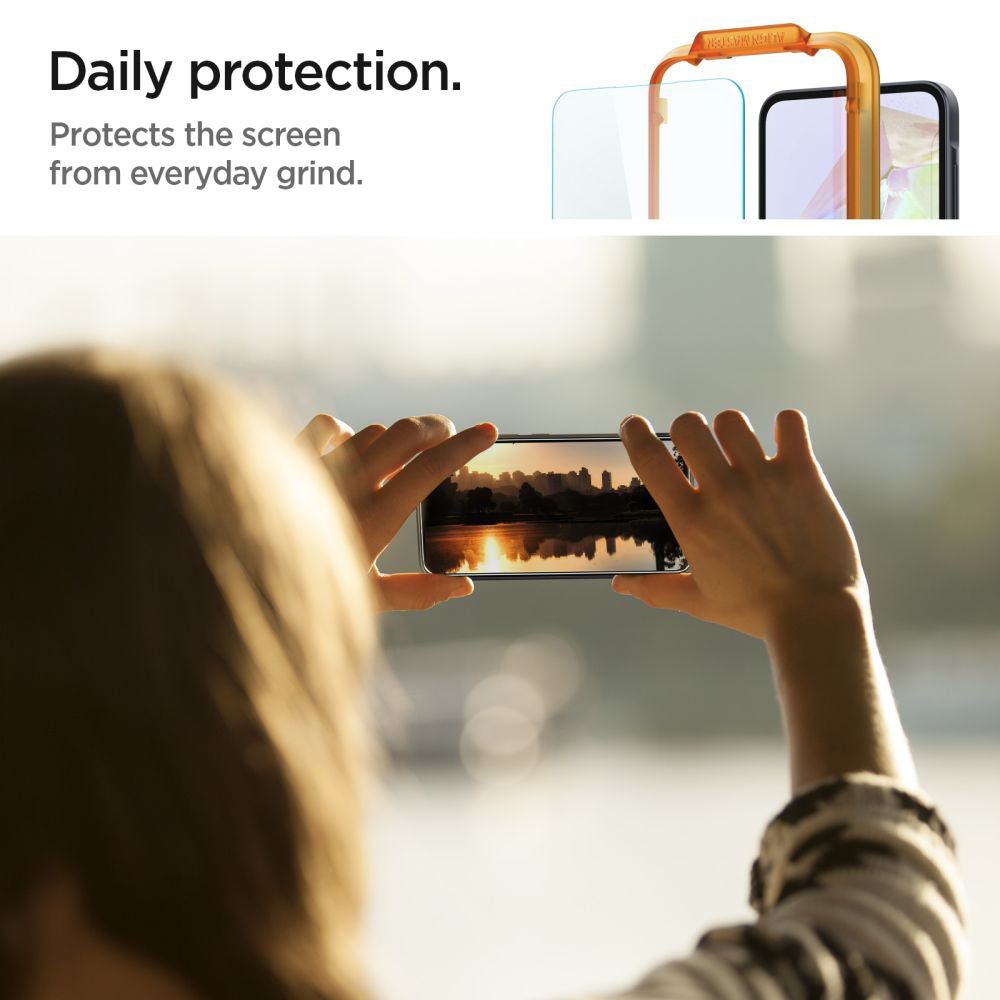 Pellicola Protettiva Schermo Spigen GlastR Align Master per Samsung Galaxy M35 / A35 5G A356, Vetro Temperato, Full Glue, Set 2 pezzi AGL07772