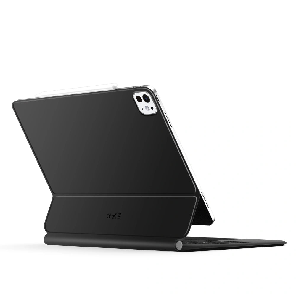 Custodia con Tastiera per Apple iPad Pro 13 (2025) / (2024), Tech-Protect, SmartCase Magnetica, Nera