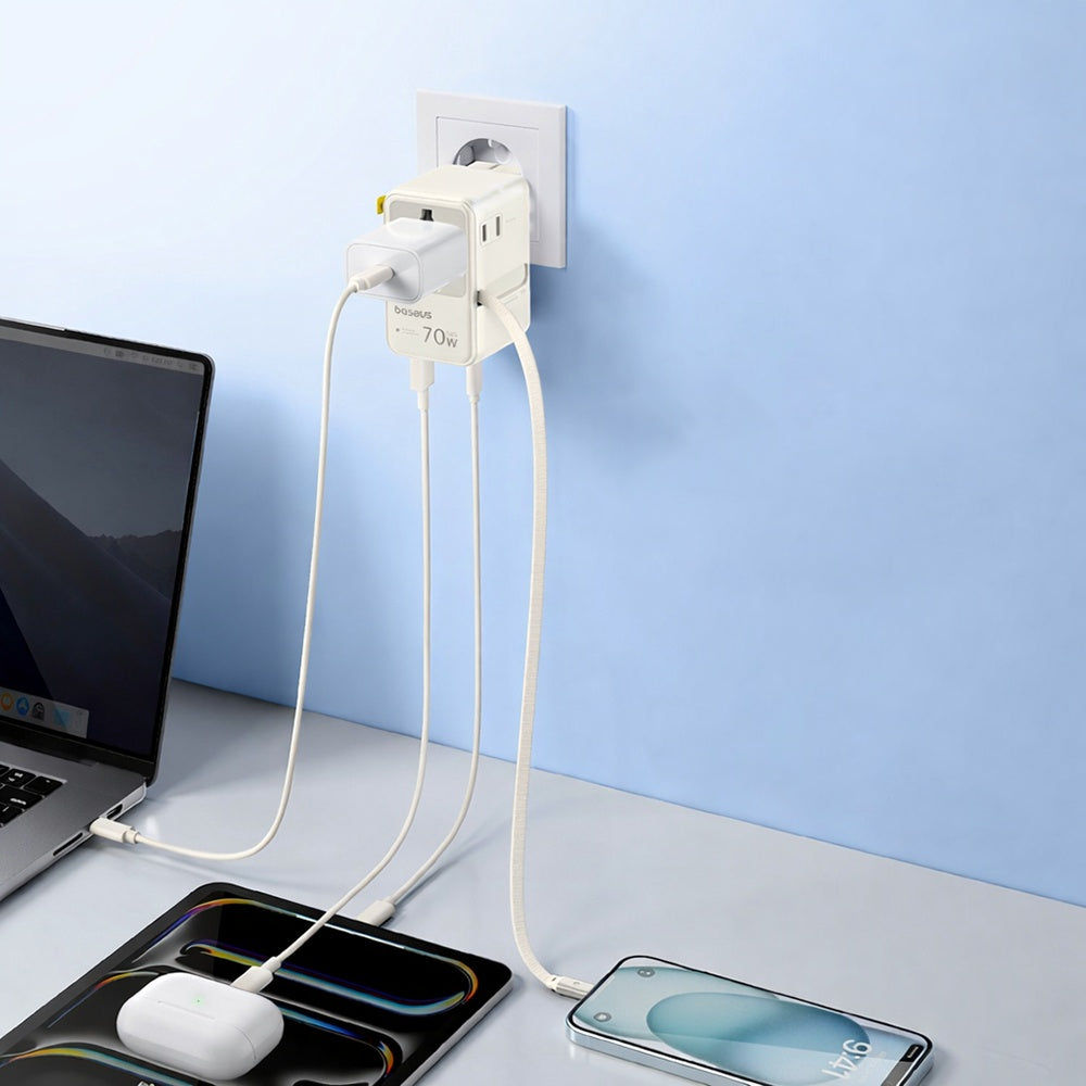 Caricatore da rete con cavo USB-C Baseus Travel EnerCore CG11, 70W, 2 x Presa - 1 x USB-C - 2 x USB-A, Bianco E0307E01