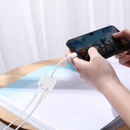 Lightning to Lightning Joyroom S-Y104 Ben Audio Adapter, with Lightning Charging Port, White