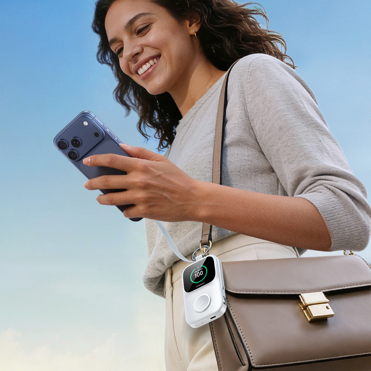 Batteria Esterna Wireless Joyroom JR-W19, 5000mAh, 20W, QC + PD, 1 x Lightning - 1 x QI - 2 x USB-C, Bianca
