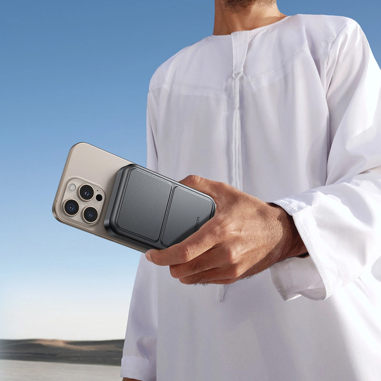 Batteria Esterna Wireless Joyroom JR-PBM11, 10000mAh, 22.5W, QC + PD + FQI, 1 x QI - 1 x USB-A - 1 x USB-C, Nera