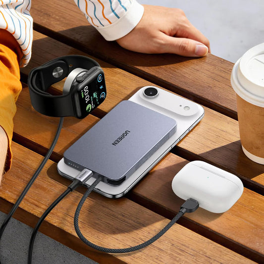 Batteria esterna wireless UGREEN PB570 (65839B), 10000 mAh, 30 W, PD + FQI, 1 x QI - 2 x USB-C, blu