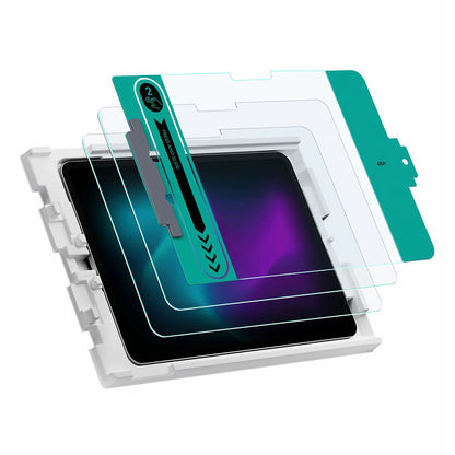 Pellicola Protettiva Schermo ESR per Apple iPad Pro 13 (2024), Vetro Temperato, Full Glue, Set 2 pezzi