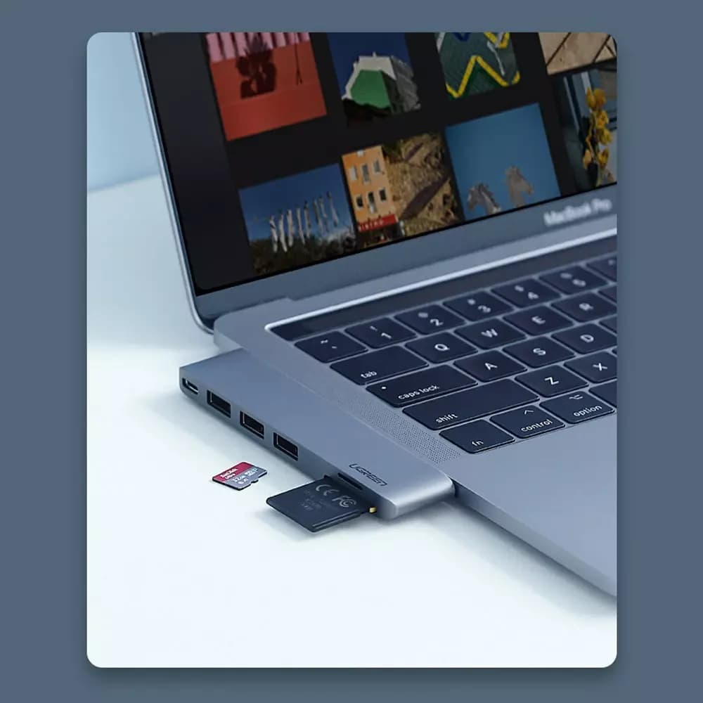 Hub USB-C UGREEN CM251 per Apple MacBook Pro / Air, 3 x USB-A 3.0 - 1 x USB-C - 1 x SD - 1 x microSD, Grigio