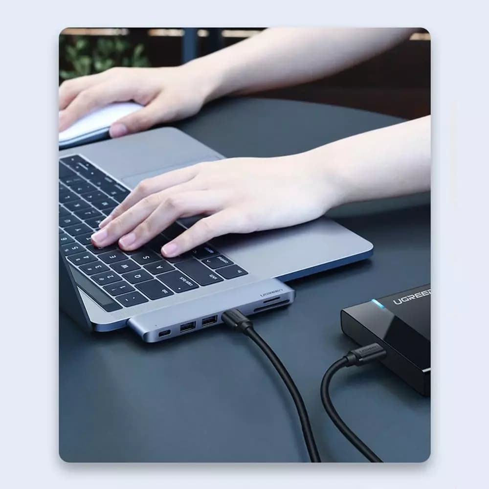 Hub USB-C UGREEN CM251 per Apple MacBook Pro / Air, 3 x USB-A 3.0 - 1 x USB-C - 1 x SD - 1 x microSD, Grigio