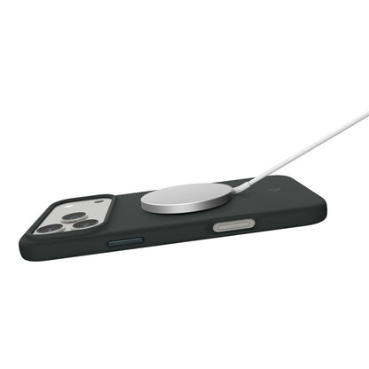 Custodia MagSafe per Apple iPhone 17 Pro Max, Spigen, Silicone Fit, Verde