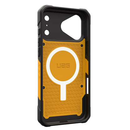 Custodia MagSafe per Apple iPhone 18 Pro Max / 17 Pro Max, Urban Armor Gear, Pathfinder, Gialla