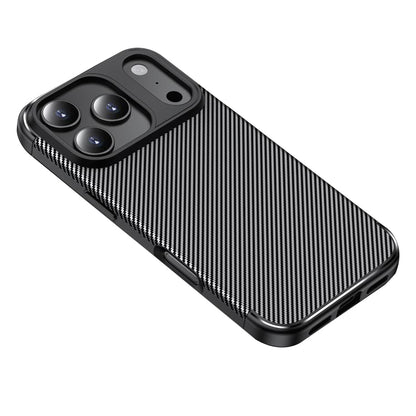 Custodia per Apple iPhone 18 Pro / 17 Pro, Techsuit, CarbonFiber, nera