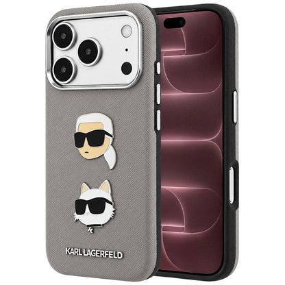 Custodia per Apple iPhone 18 Pro Max / 17 Pro Max, Karl Lagerfeld, Saffiano con spilla con le teste di Karl e Choupette e logo, grigia