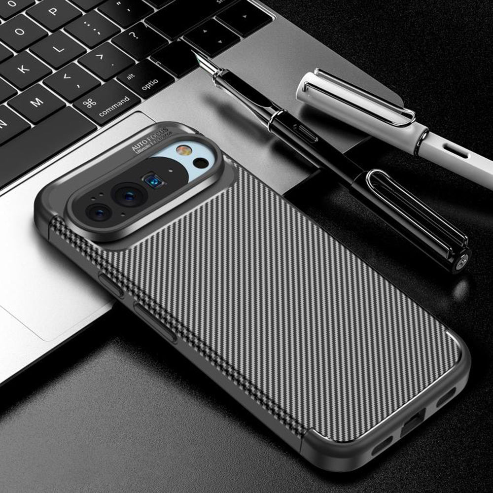 Custodia per Google Pixel 10 Pro / 10, Techsuit, CarbonFiber, Nera