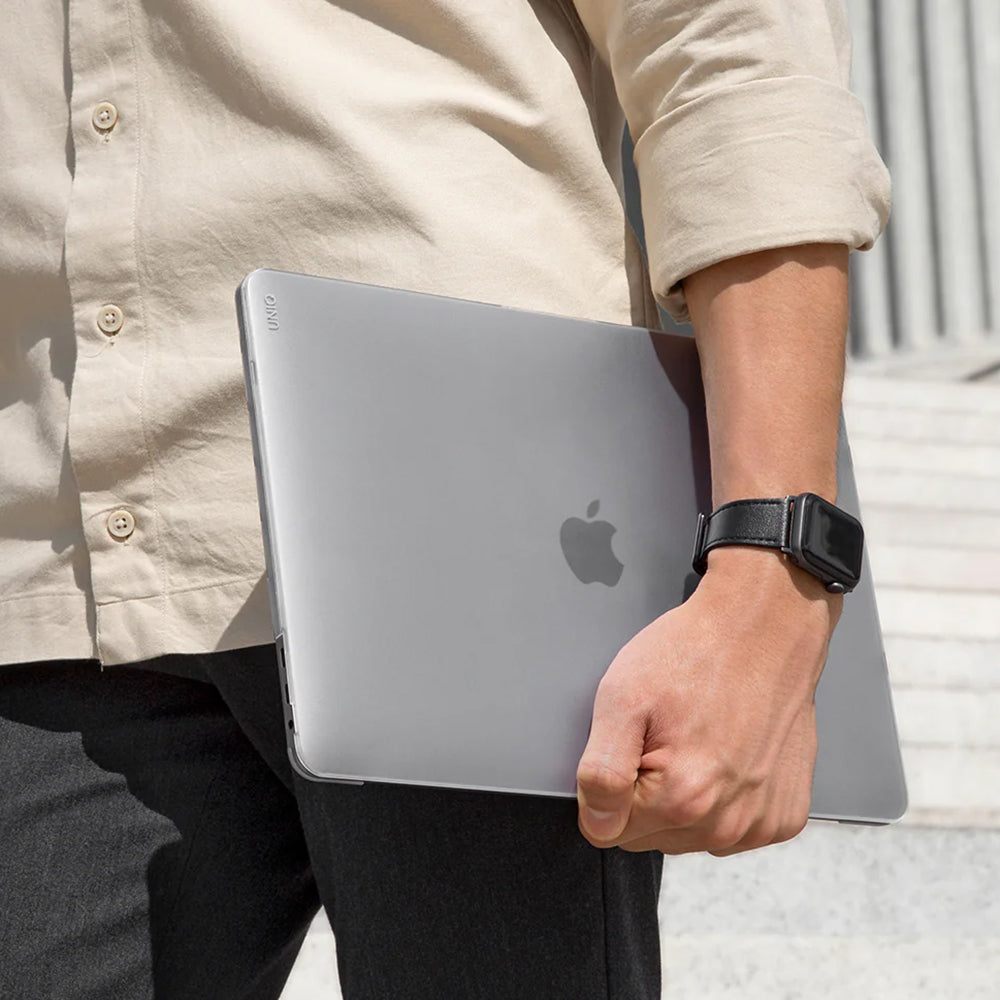 Custodia UNIQ Claro per Apple MacBook Pro 16 pollici (2026) / (2024) / (2023) / (2021), Grigio Opaco