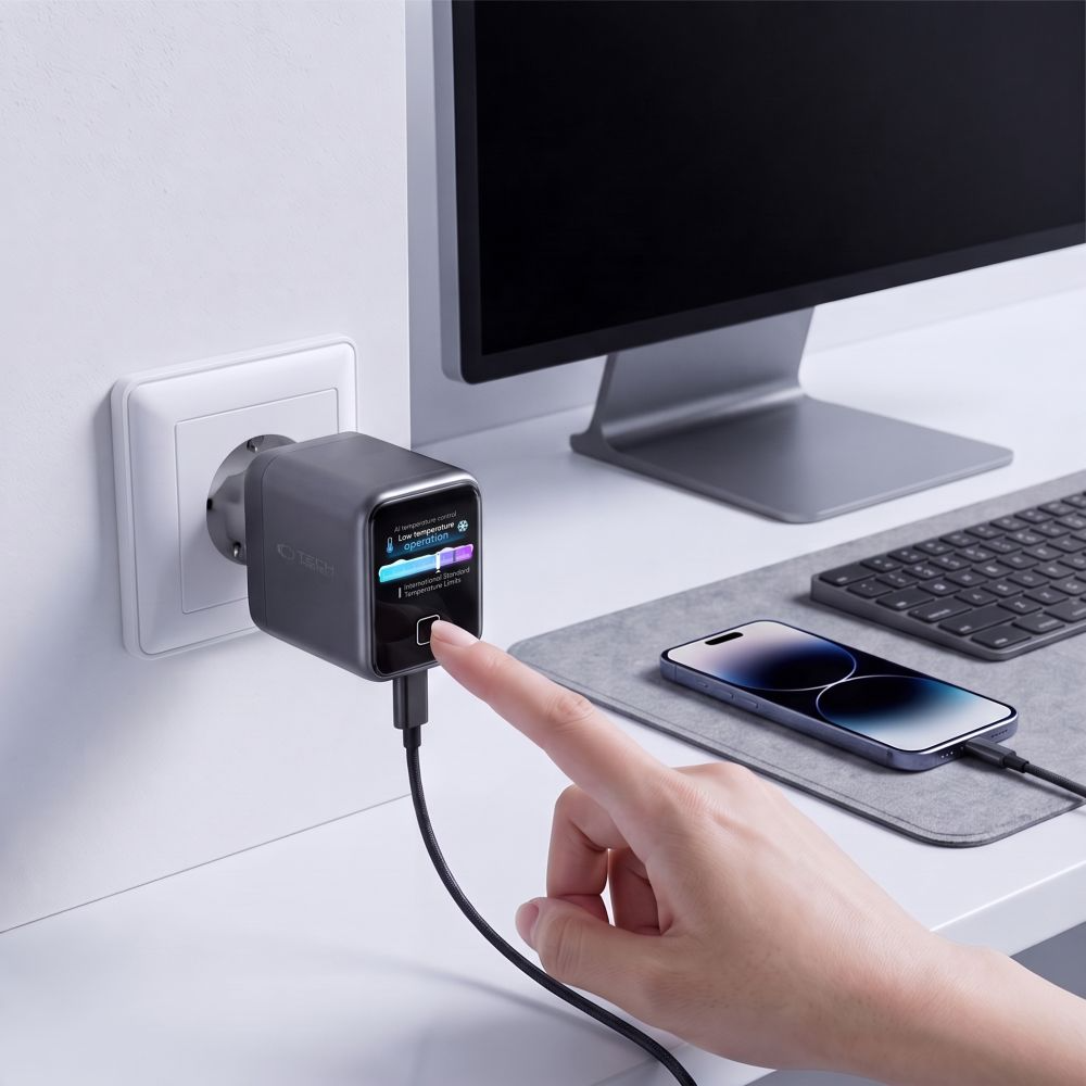 Tech-Protect NC45W Display Wall Charger, 45W, 3A, 1 x USB-C, Gray