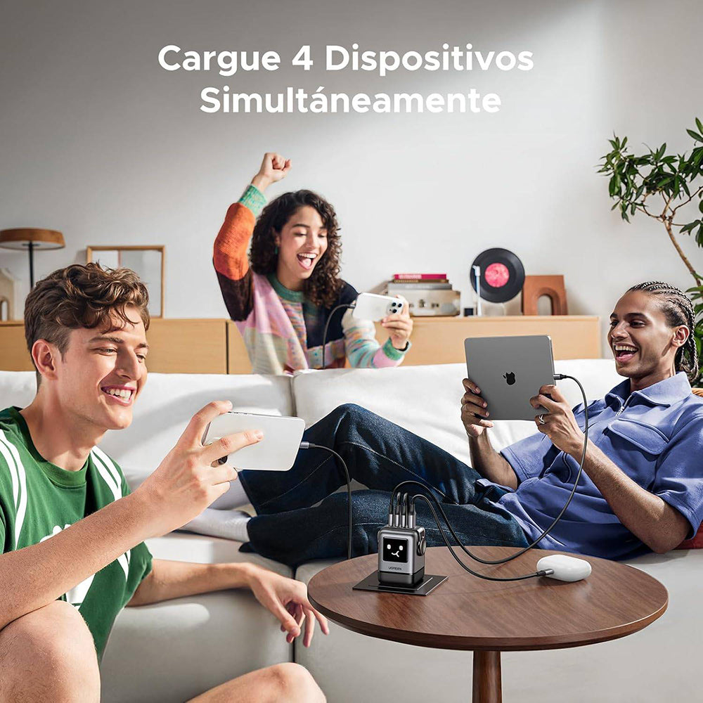 Caricabatterie da Rete UGREEN X688 Uno, 100W, 5A, 1 x USB-A - 3 x USB-C, Nero