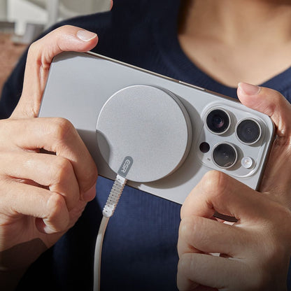 Caricabatterie Wireless ESR HaloLock, 15W, 1.67A, Argento