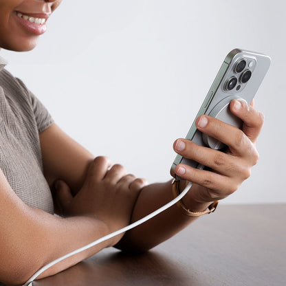 Caricabatterie Wireless ESR HaloLock, 15W, 1.67A, Argento