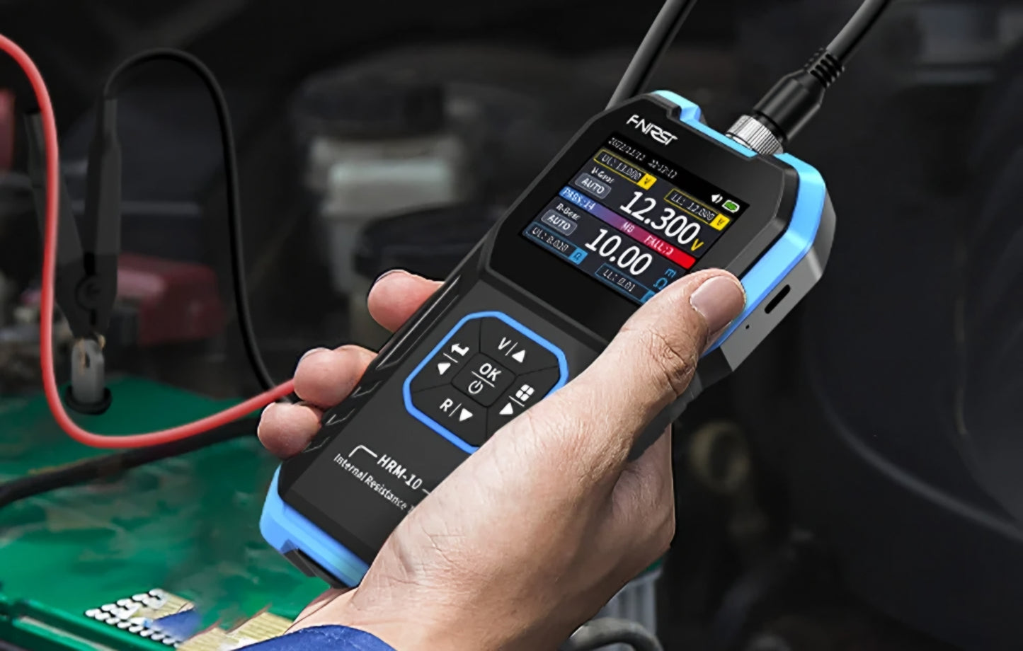 Tester Service Fnirsi HRM-10 per la misurazione della resistenza interna e della tensione di batterie / accumulatori